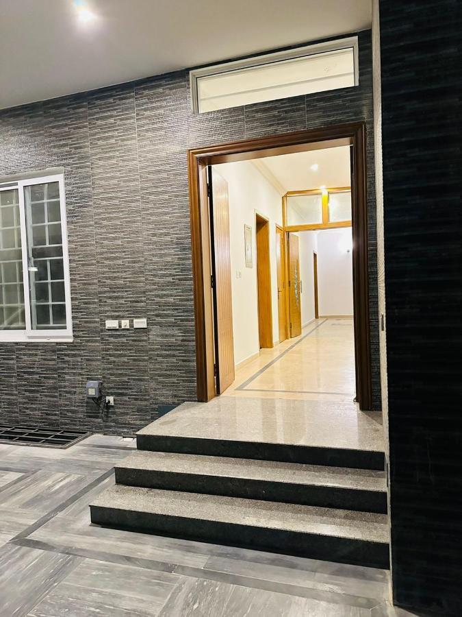 Islamabad Travelodge Guest House Exterior foto